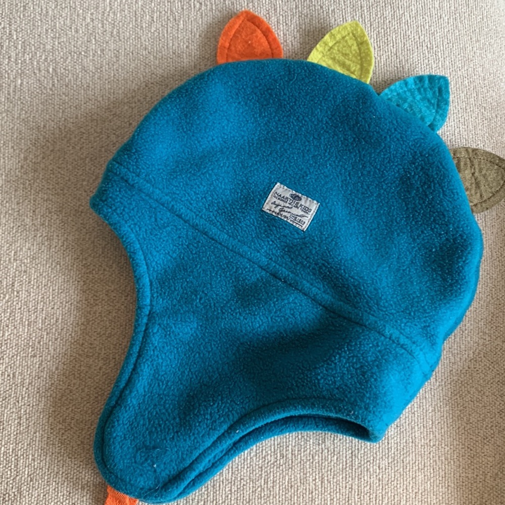 Kids winter hat. Size 18/24 months.